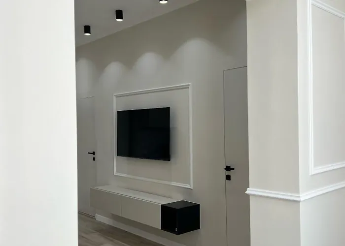 アパート View ティラナ